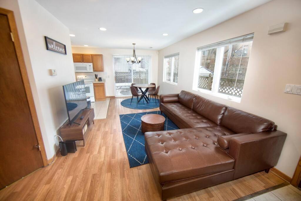 Tucked Away Off Brady - 4 Beds Milwaukee Exterior foto