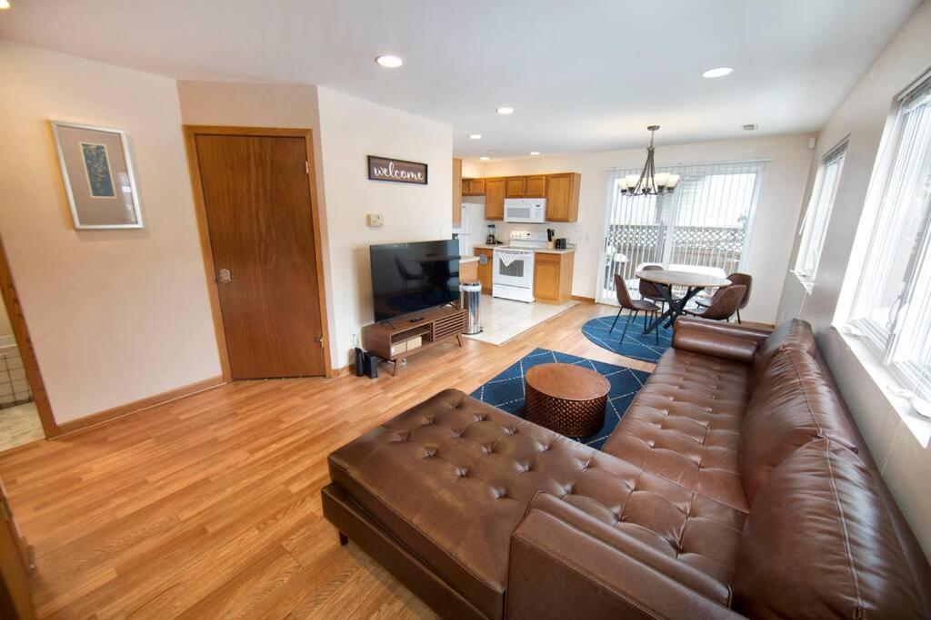 Tucked Away Off Brady - 4 Beds Milwaukee Exterior foto